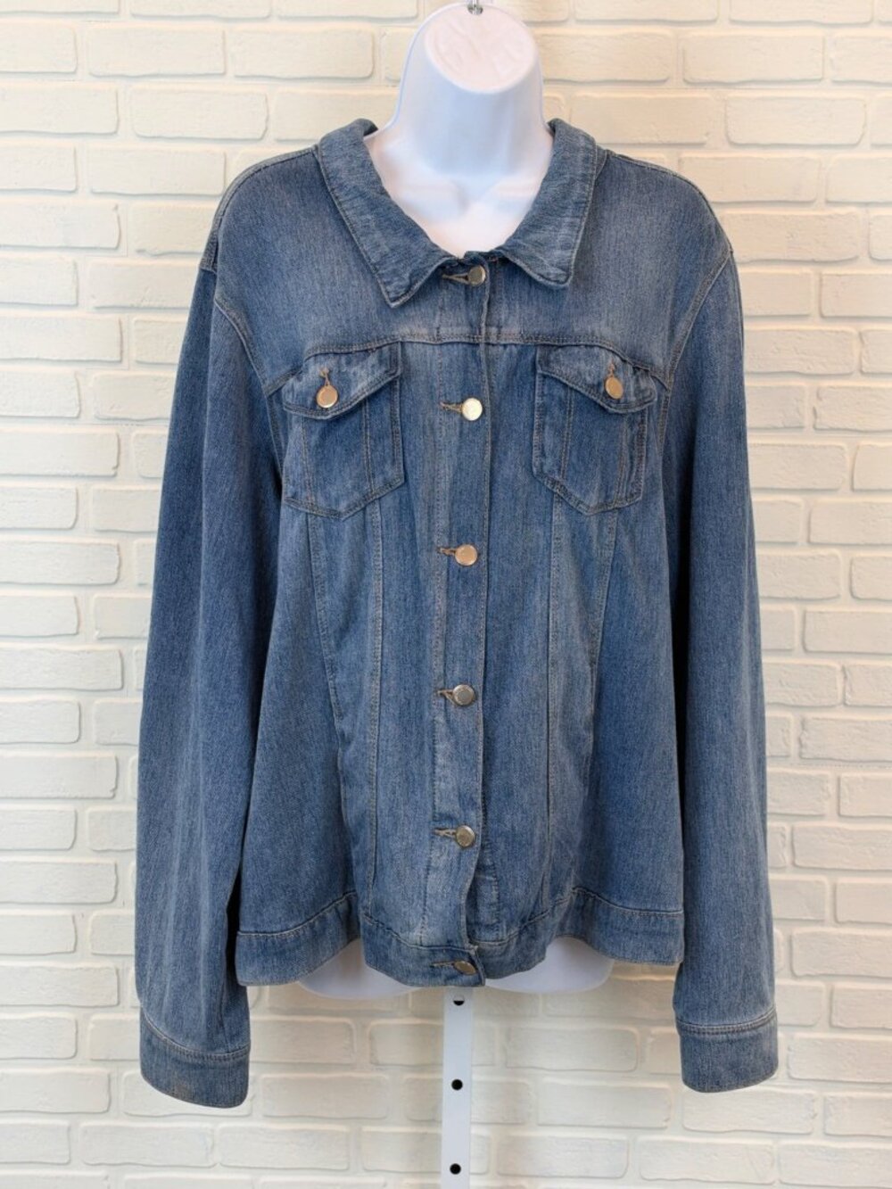 Bandolino Medium Wash Denim Jacket Blue Button-Front XXL